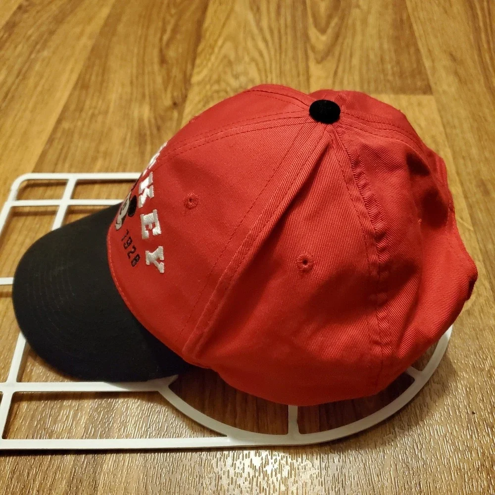 Vintage 90s Mickey Mouse Hat Men Snapback Red Disney Est‎ 1928